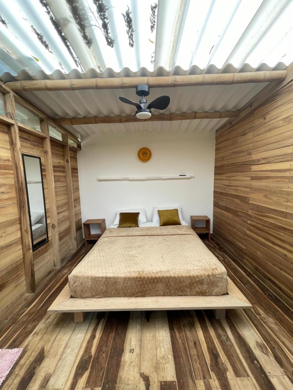 La Mona Eco Cabins Palomino Exterior foto